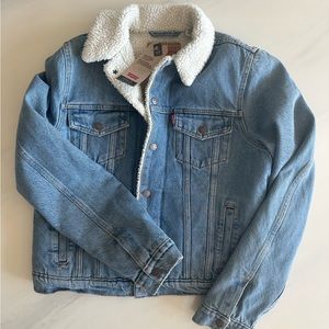 Levi’s - Original Sherpa Trucker Jacket - Size Medium - Color Divided Blue